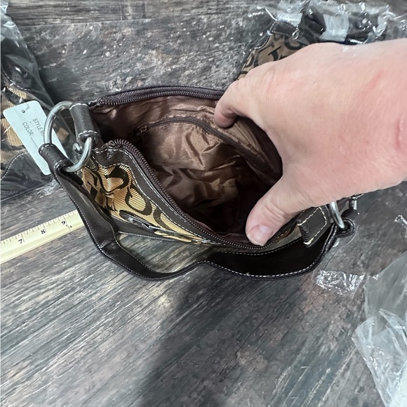 GU3SS Tan and Brown Shoulder Bag Purse with Silver Hardware NWT - Picture 7 of 9